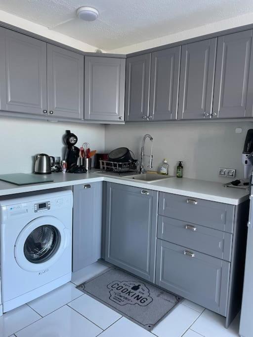 Superbe Appartement 6 Personnes Avec Piscine Secteur Richelieu, A 400M De La Plage Et A 650M Du Centre Port Agde Ngoại thất bức ảnh
