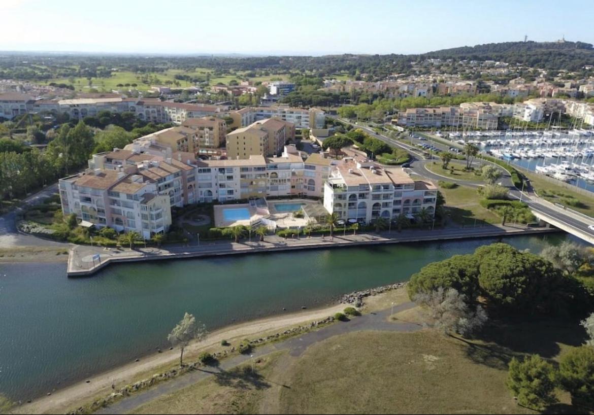 Superbe Appartement 6 Personnes Avec Piscine Secteur Richelieu, A 400M De La Plage Et A 650M Du Centre Port Agde Ngoại thất bức ảnh